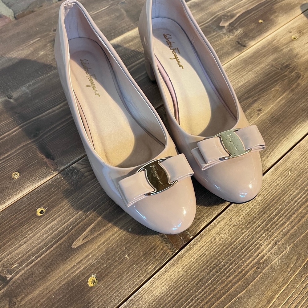 Salvatore Ferragamo Women's Blush Patent Leather Flats